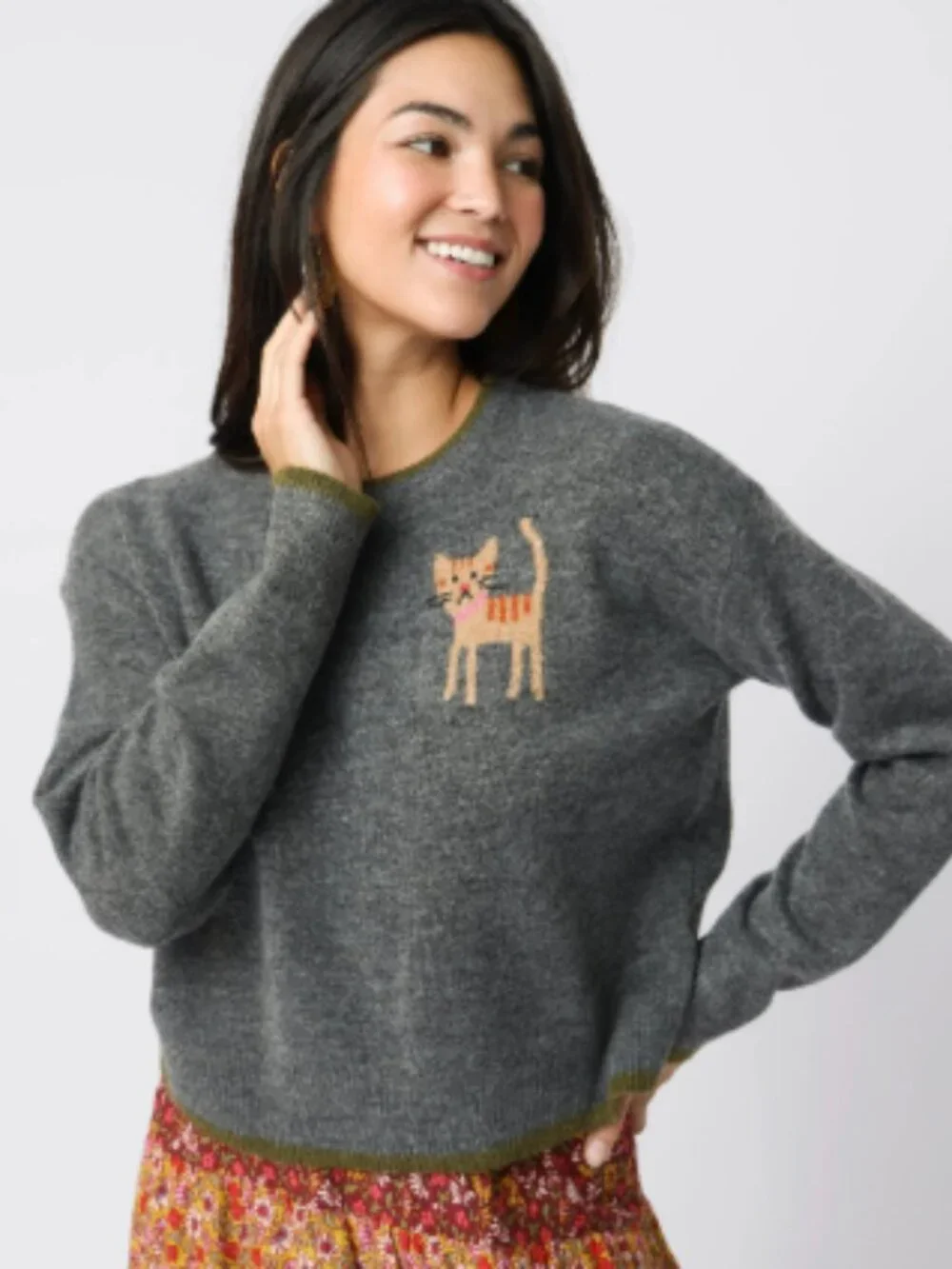 NATURAL LIFE: CHARCOAL CAT ICON SWEATER - Picture 1 of 7